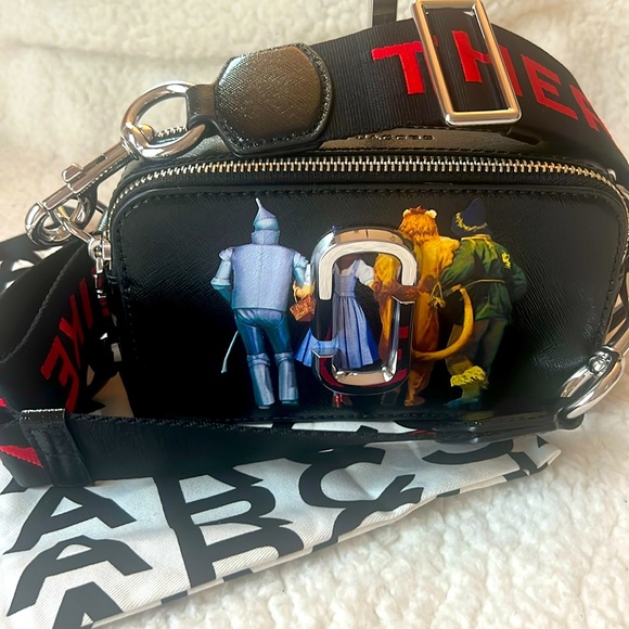 Marc Jacobs Handbags - Marc Jacobs Wizard of Oz Snapshot Bag